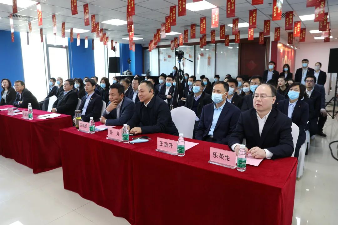 历9弥新 鑫启未来 | 海棠书屋
成立9周年暨新海棠书屋发布会